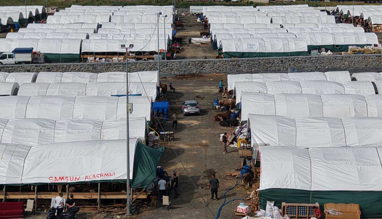 Günler kala hareketlilik başladı! Çadırlar dolup taştı