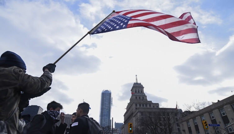 ABD’de Müslümanlara ait yerlere saldırılar düzenlendi