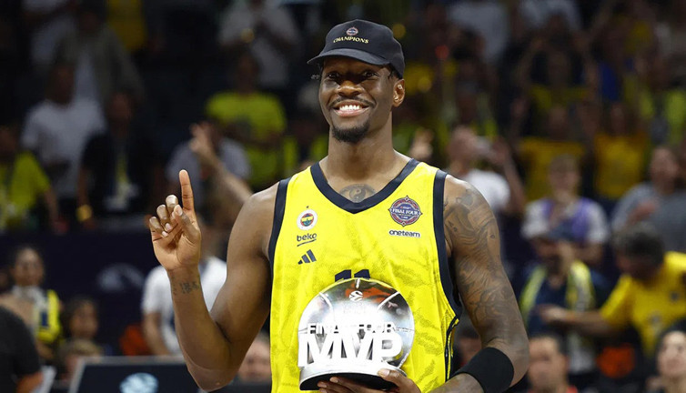 Fenerbahçe'nin MVP'sinden Kobe Bryant'a duygusal mesaj: 'Yarın final var...'