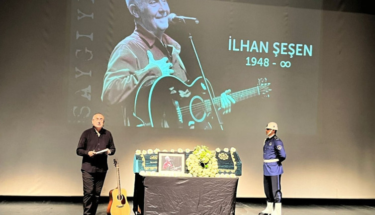 Usta sanatçı İlhan Şeşen’e son veda! Eşi konuşmakta zorluk çekti