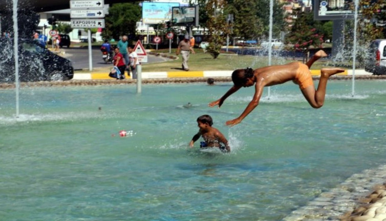 Süs havuzları ölüm saçıyor! Uzmanlardan hayat kurtaran uyarılar