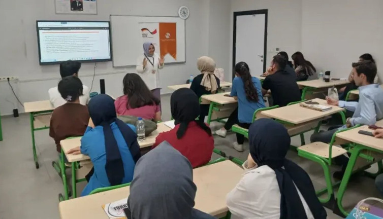 YKS öğrencilerine destek eğitimi