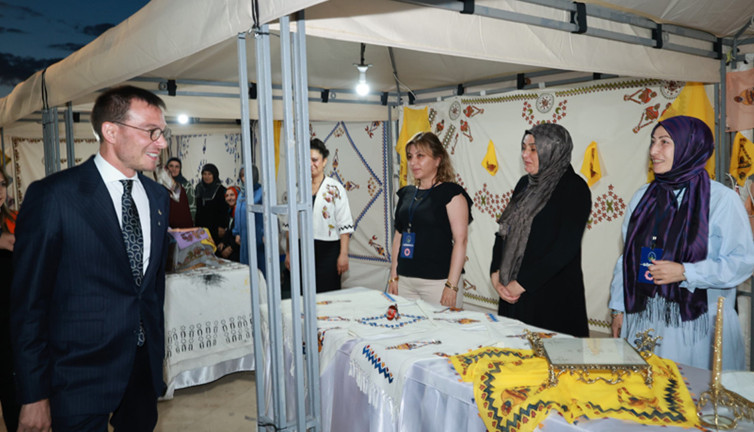 Tokat'ta el emeği göz nuru eserler görücüye çıktı