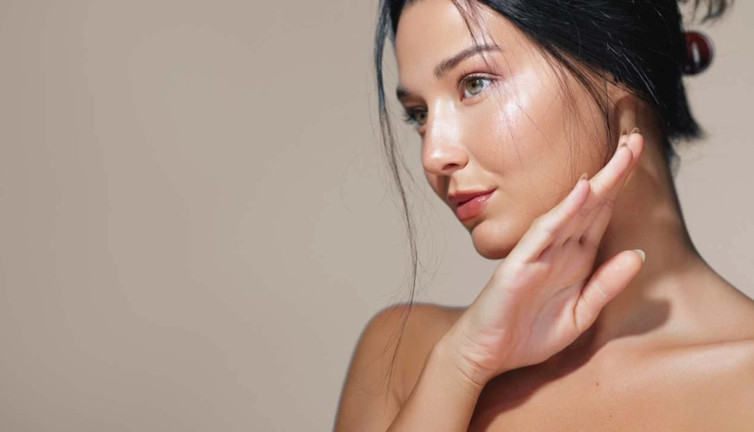 Cildini genç tutmanın 9 bilimsel yolu