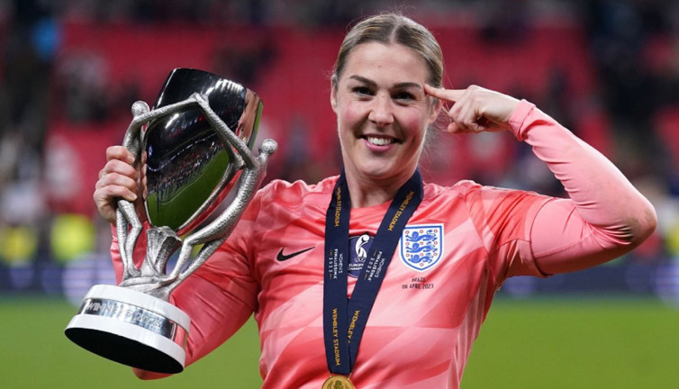 Earps, milli takımı bıraktı