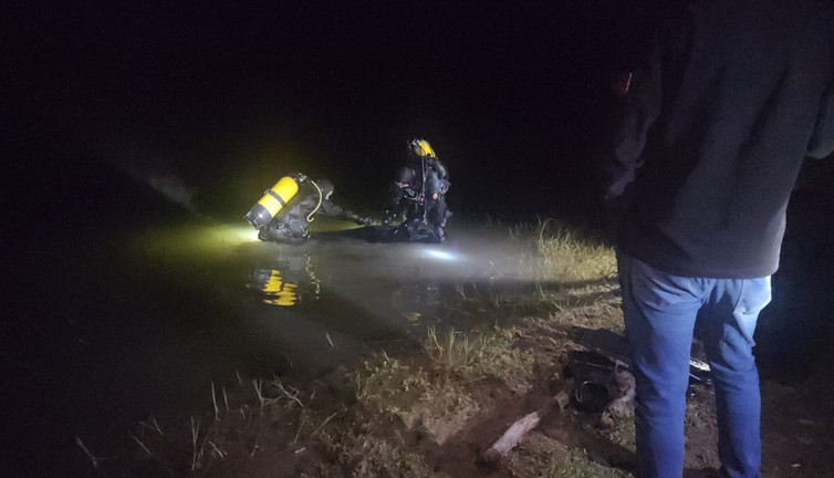 Kayıkları alabora oldu! 4 arkadaştan 1'i boğuldu