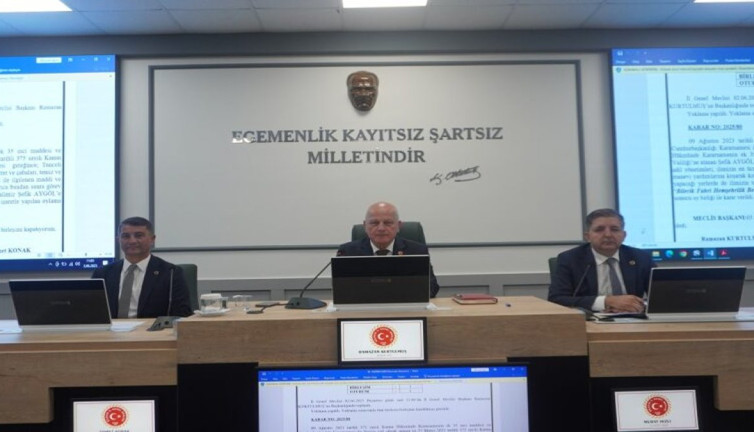 Bilecik’te İl Özel İdaresine alınan beden işçileri büroda mı çalıştırılıyor? CHP’li İl Genel Meclis Üyesi gündeme getirdi