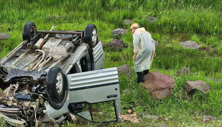 Varto’da tır ile hafif ticari araç çarpıştı: 1 ağır yaralı