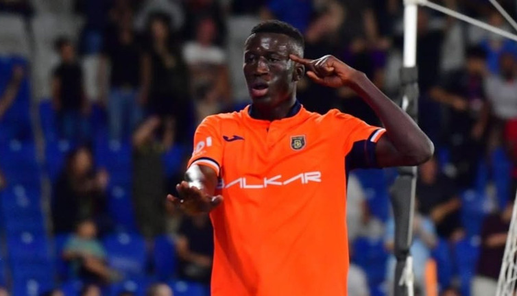 Başakşehir’in golcüsü Avrupa'da paylaşılamıyor