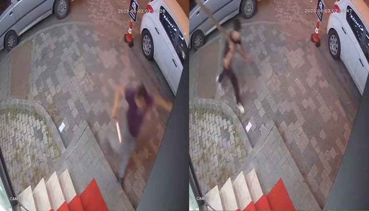 Pastanede şok görüntüler! Satır, sopa ve taşlı kavga