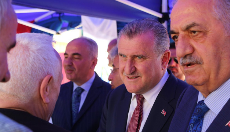 Gençlik ve Spor Bakanı Osman Aşkın Bak Rize’de törene katıldı