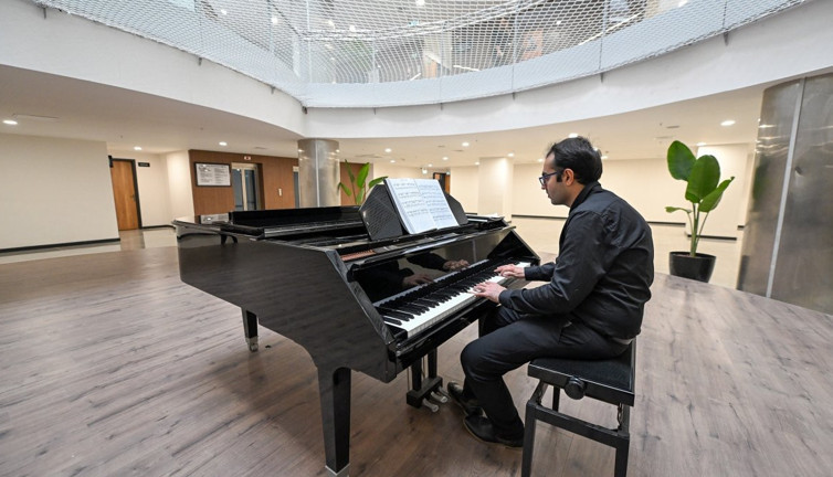 Otizmli piyanist Cem Görkem’den muhteşem performans: Hedefi Fazıl Say gibi dünyaca ünlü olmak