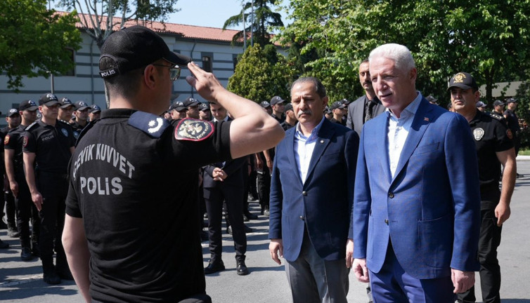 Vali Gül’den Çevik Kuvvet’e bayram ziyareti!