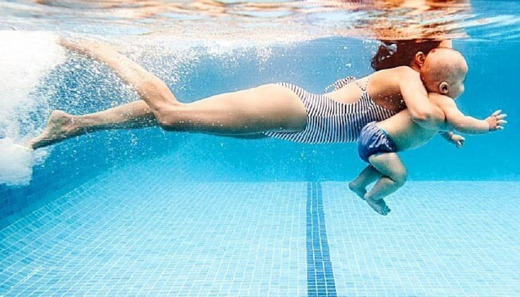 Bebekler ne zaman havuza girebilir? Uzmanlar anlattı