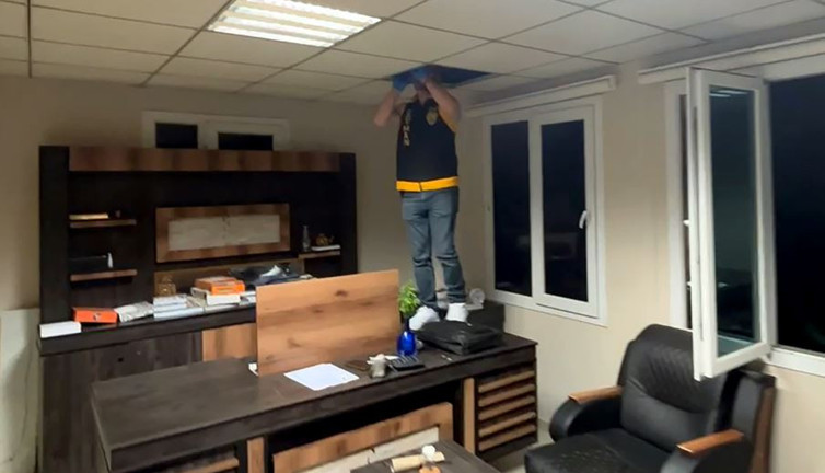 Kumarhaneyi okul ile kamufle ettiler! Kıbrıs'ı Adana'ya taşıdılar