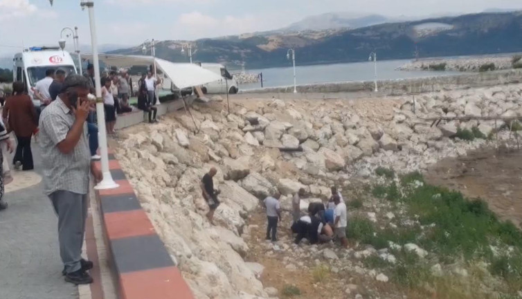 Isparta’da esnafın çadır macerası hastanede bitti