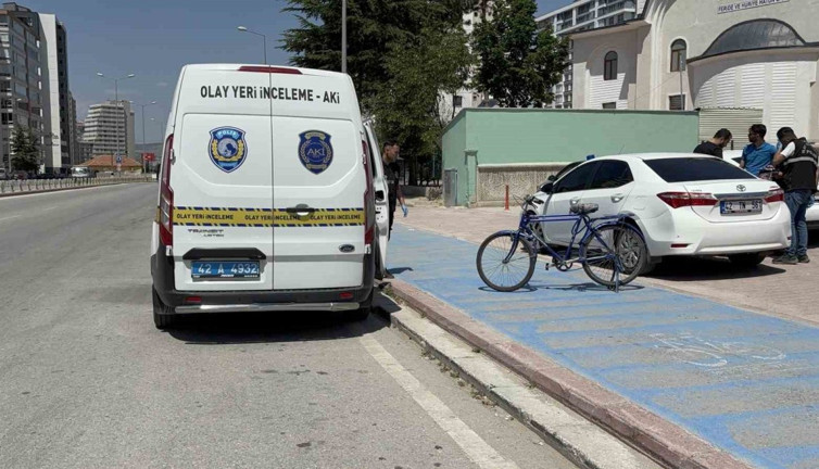 Bisikletle gelen ölüm kamerada