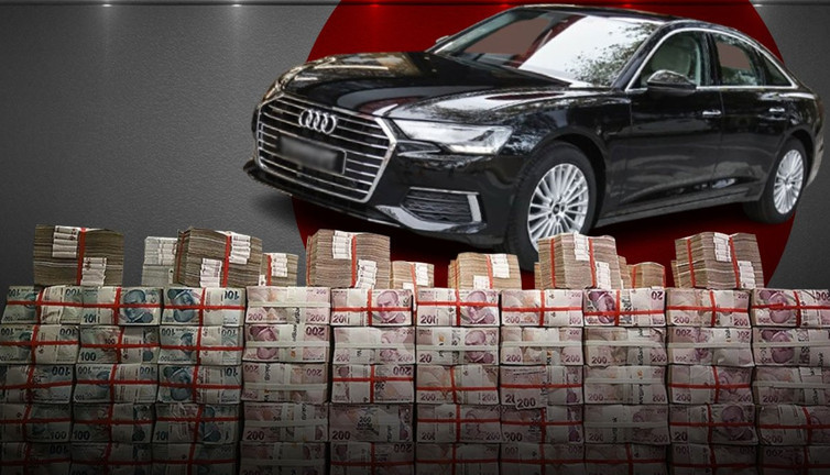 AKP’li ünlü isim, 5 milyonluk aracından indi! Emekliye 3 bin TL’lik zammı çok gördü… 324 bin lira maaş alıyor…