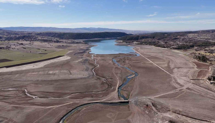Barajlar alarm veriyor... Susuz yaz kapıda