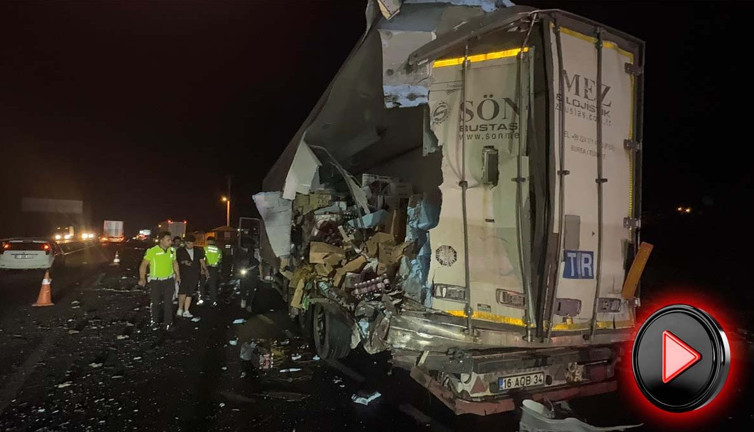 D-650’de facia! TIR ile yolcu otobüsü çarpıştı: Çok sayıda yaralı var
