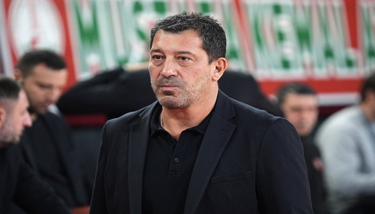 Ufuk Sarıca'nın yeni takımı: İzmir'den İstanbul'a dönüş