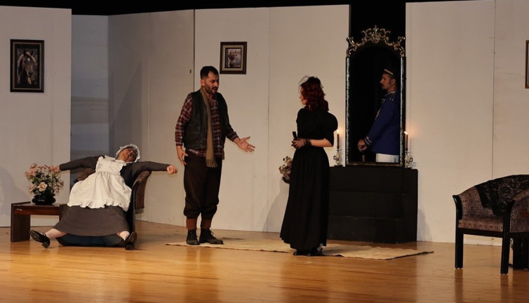 Çehov’un Büyüsü Kütahya sahnesinde hayat buldu!