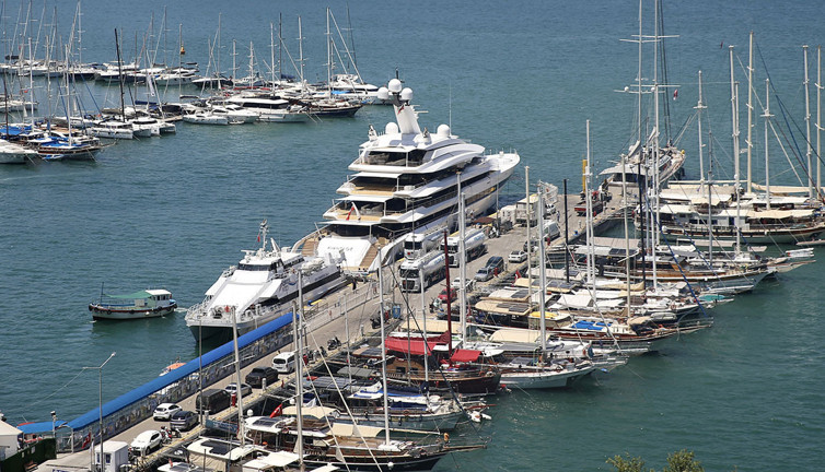 Görenlerin ağzı açık kaldı! Lüks yat "Avantage" Fethiye'de