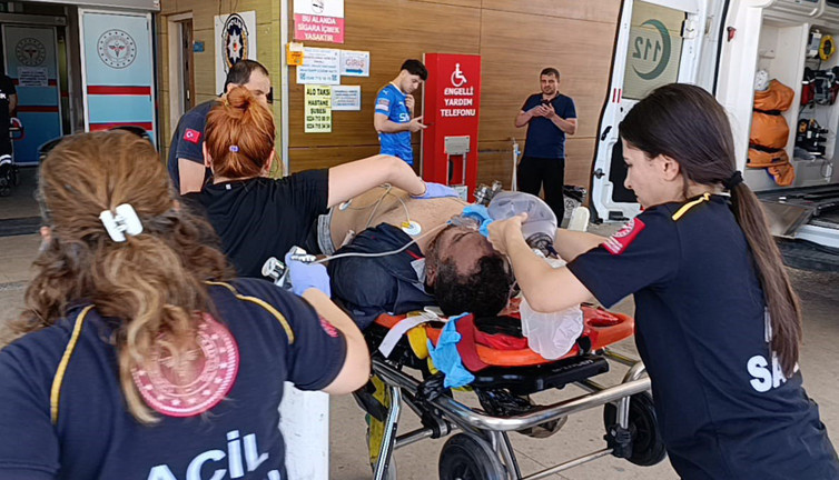 Fabrika çatısında dehşet! Usta neye uğradığını şaşırdı