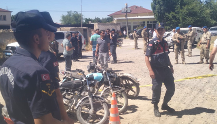 Motosiklet tamirhanesine kanlı baskın