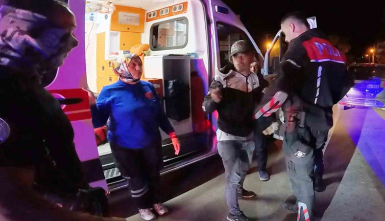 Yasal sınırın 16 kat üstünde alkollü çıktı! Sürücü ne polisi dinledi ne de sağlıkçıları