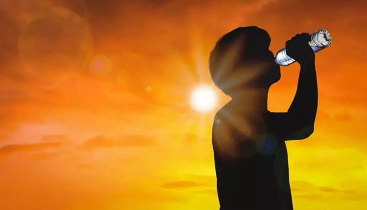 Yaşlılar, gebeler ve çocuklar hakkında yaz sıcaklarında uzmanlardan kritik uyarılar