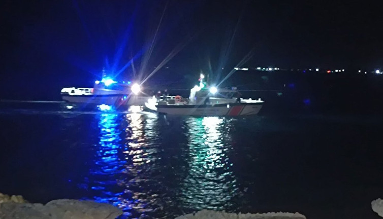 Gece denize girme keyfi faciayla bitti! Biri boğuldu 2'si kayıp