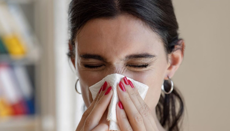 Burun akıntısı deyip geçmeyin! Yazı zehir etmesin: Uzmanlar tüyolar