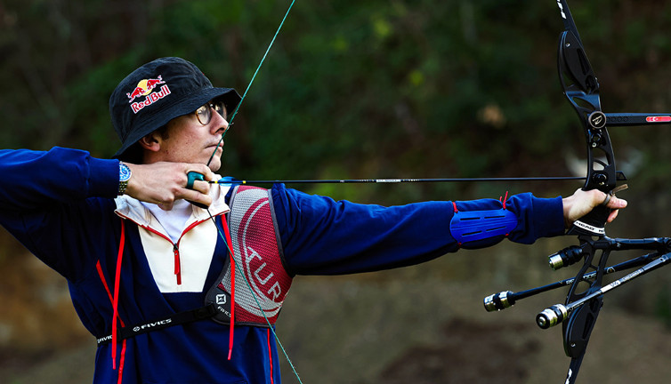 Mete Gazoz bu kez hedefi ıskaladı