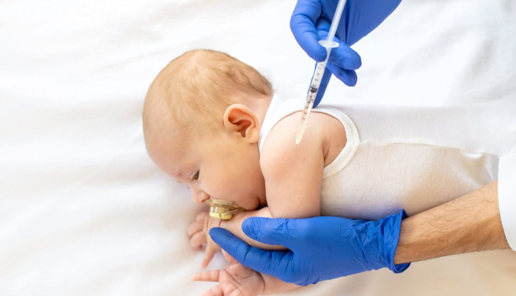 Bebeklerin sıtma tedavisinde tarihi izin çıktı