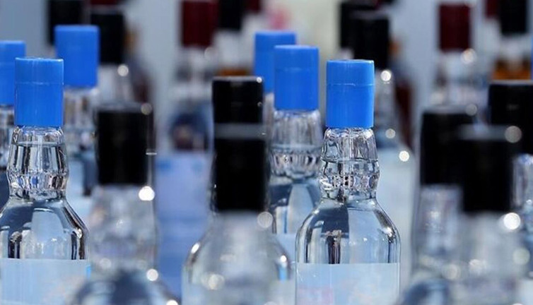 Akşamcıları rakı değil zam çarpacak! Bu fiyatı verip içen parmakla gösterilir