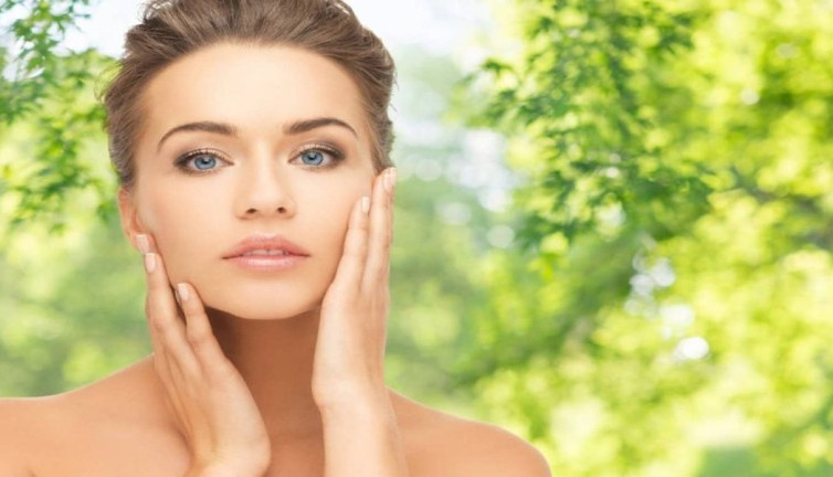 Yazın makyaj kullanma yöntemlerini uzmanlar anlattı