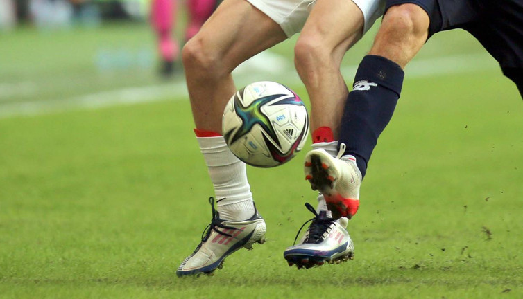 Fransa'da haftanın mücadelesi ertelendi