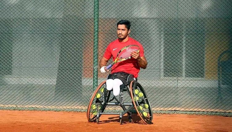 Wimbledon'da müthiş başarı: Ahmet Kaplan yarı finalde