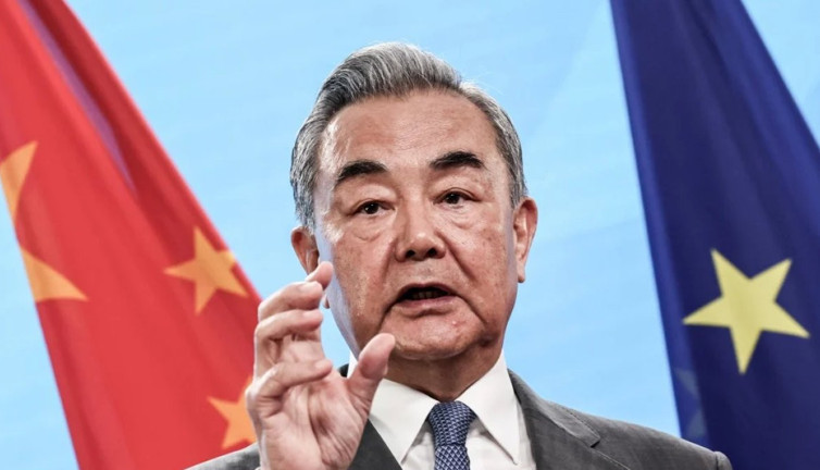 Çin, Putin'i ters köşe yaptı: Rusya, Kızılların mayın eşeği mi?