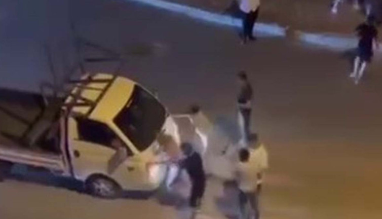 Mahalle sakinleri tacizciyi affetmedi! Görüntüler şok etti!