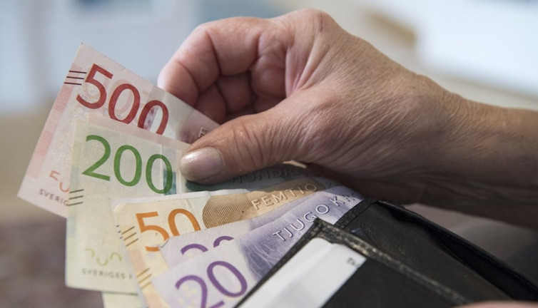 İsveç’te enflasyon sürprizi