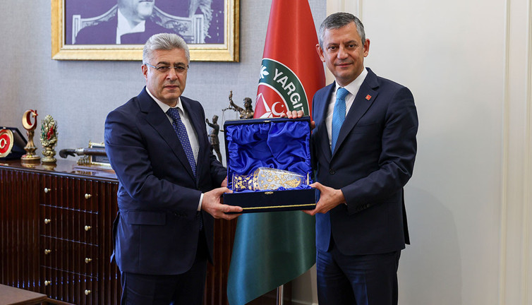 Özgür Özel'den Yargıtay Başsavcısı Şentürk'e ziyaret