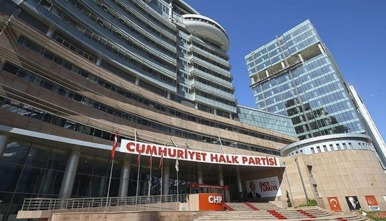 CHP'den üç isme partiden ihraç talebi!