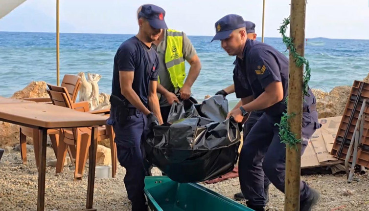 Dalgalarla sürüklenen kişiden acı haber