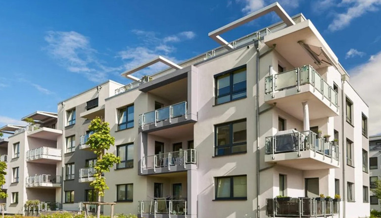 Ev almayı düşünenler aman dikkat! Ünlü ekonomist konutta yaşanacak krizi anlattı