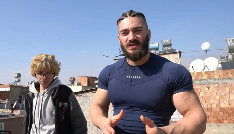 13 yaşındaki hayranına saldırdı! Sosyal medya fenomeni Testo Taylan gözaltına alındı