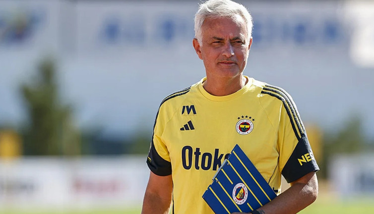 Fenerbahçe'de iki yabancı futbolcunun bileti kesildi