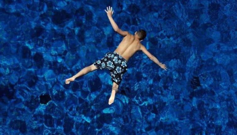 Denize bu şekilde atlamayın! Bir anlık hatanın bedeli ağır olabilir