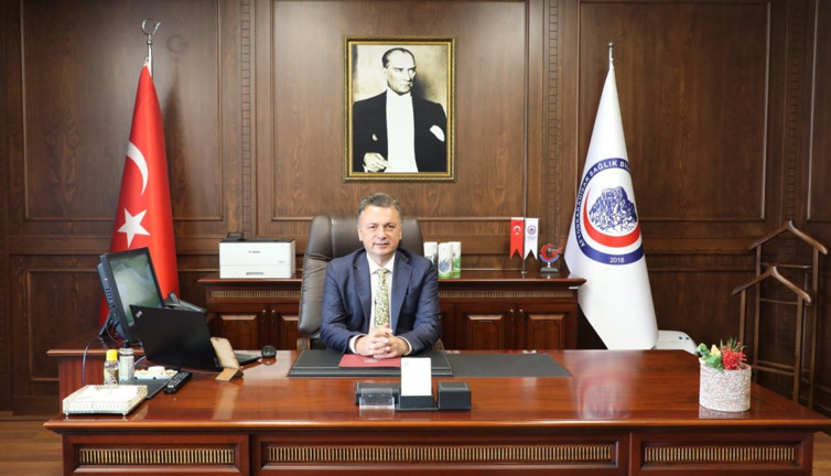 Prof. Dr. Kemal Şenocak AFSÜ’de göreve başladı